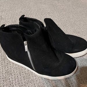 Torrid Black Textured Wedge Sneakers